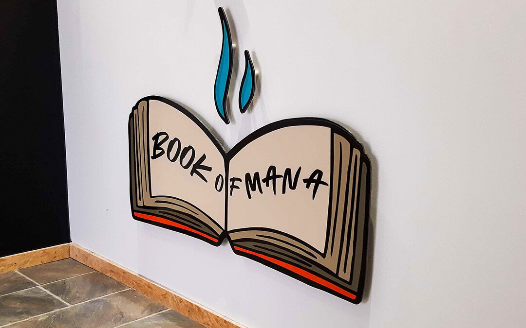 Logo Dibond – Book of Mana